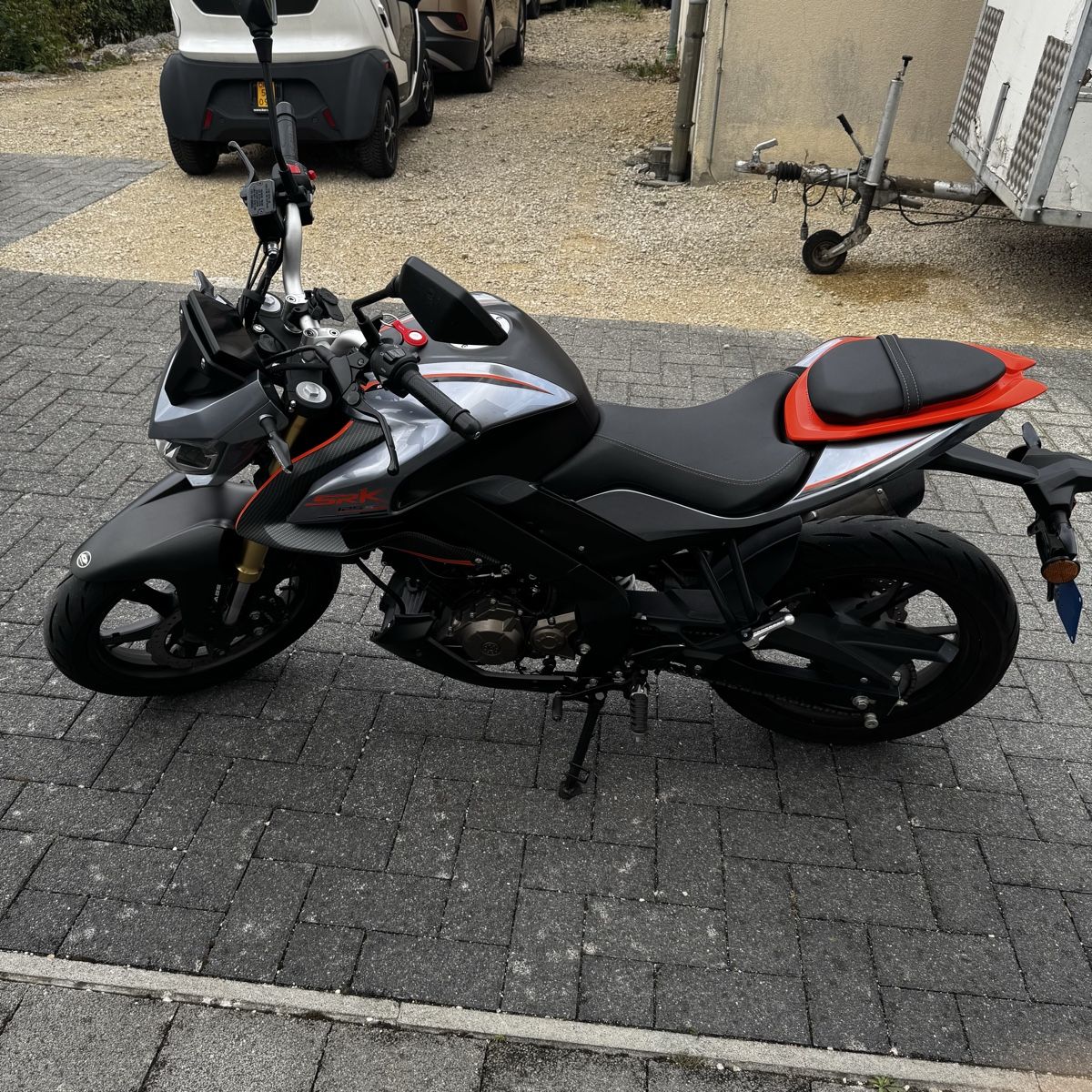 Strada: Mottorad Qjmotor srk 125s – Nuovo (secondo la descrizione) da Aegerten venduto da ale_9wn7 3