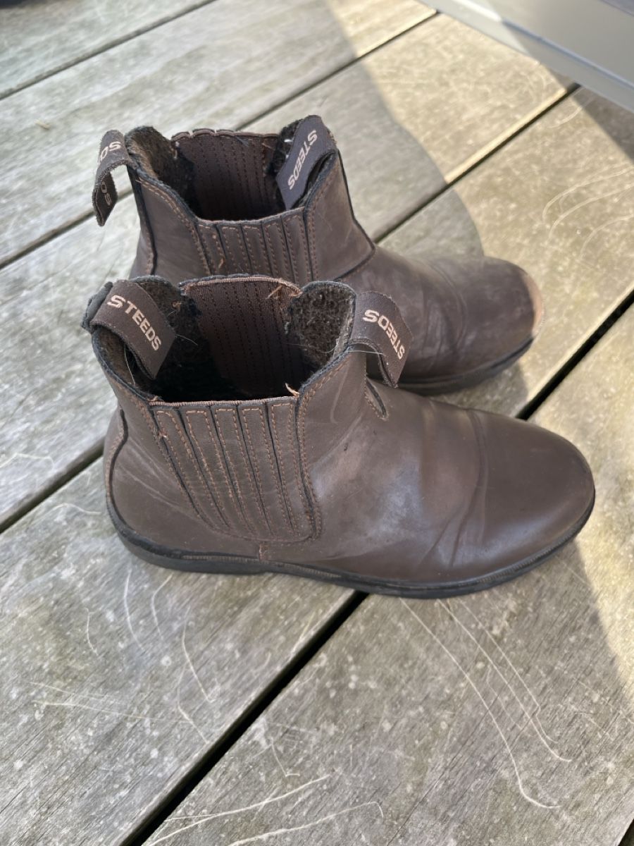 Felix Bühler Schuhe für Jungen: Reitstiefelette, Winter, Kinder, Gr. 35 – Gebraucht aus Bern von maishaa