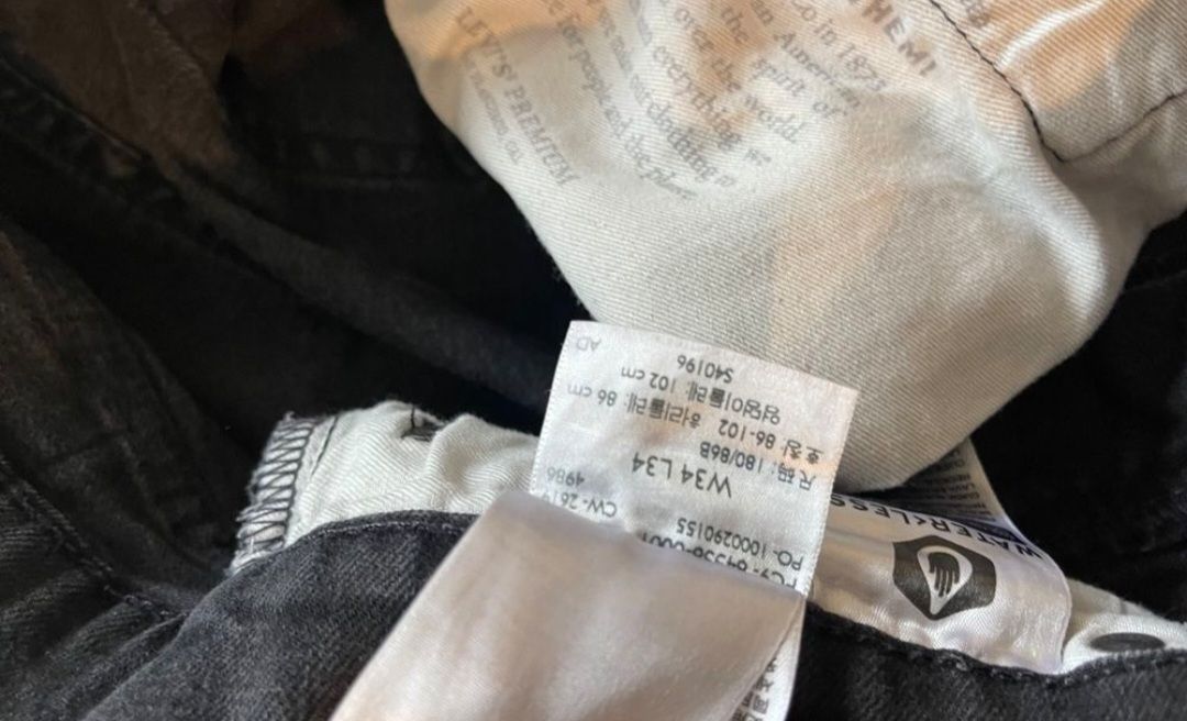 Levi's Jeans: Jean Levi's noir  – Gebraucht aus Cottens FR von Madm2-23 5