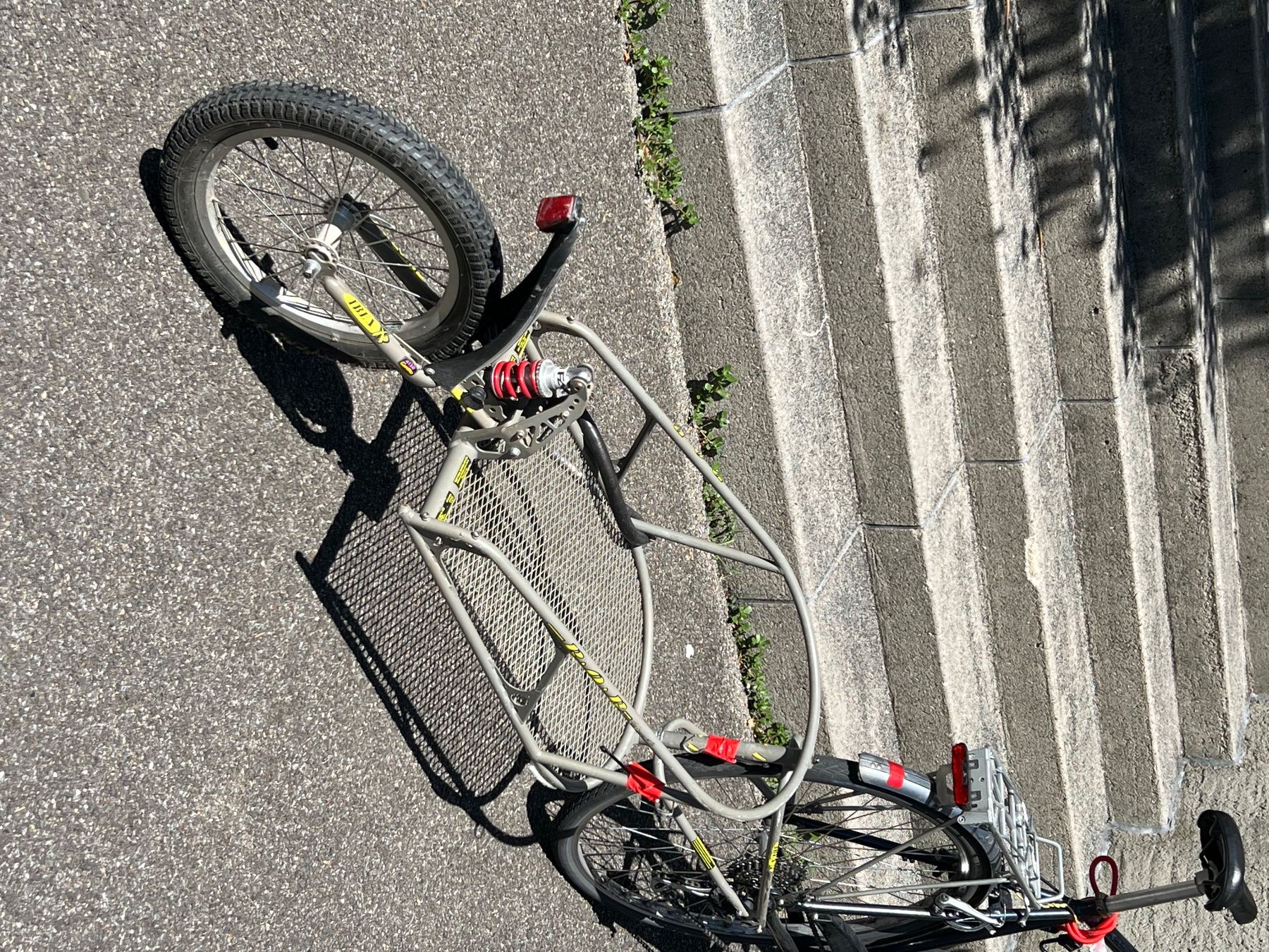 Rimorchi: Veloanhänger - Bob Ibex – Usato da Bern venduto da border-crossing