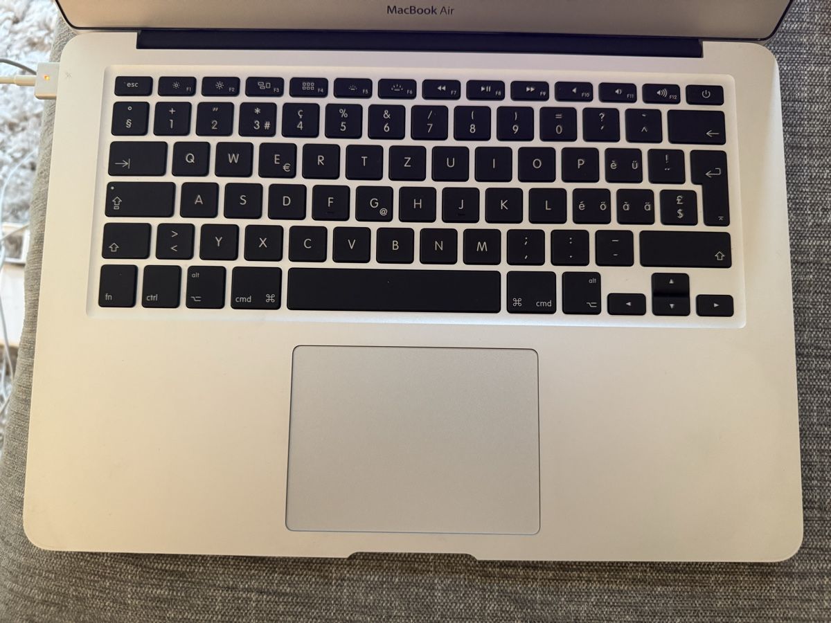 Apple Notebook: MacBook Air 13-inch, – Difettoso da Adliswil venduto da Busys 4