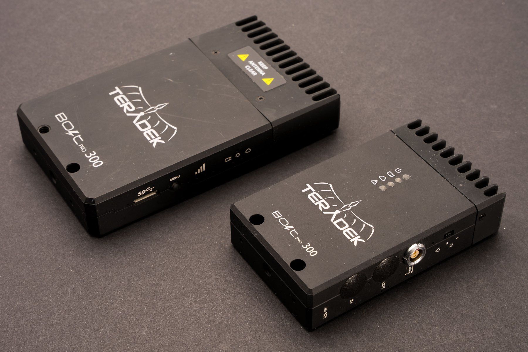 Adattatori: Teradek Bolt Pro 300 HDMI Sender- und Empfänger-Set – Usato da Dietlikon venduto da phi_j5l6