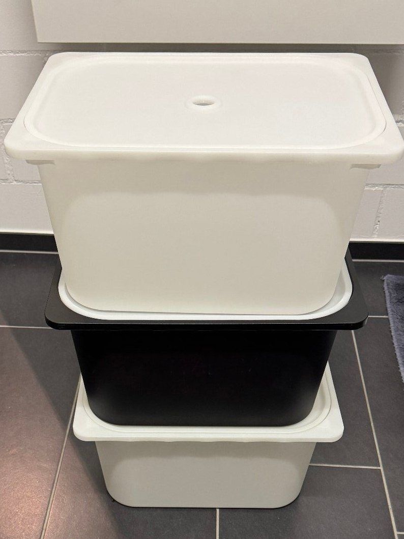 Ikea Scaffali: IKEA Trofast weiss mit 3 Boxen – Usato da Würenlos venduto da CaSteSeNievis 4