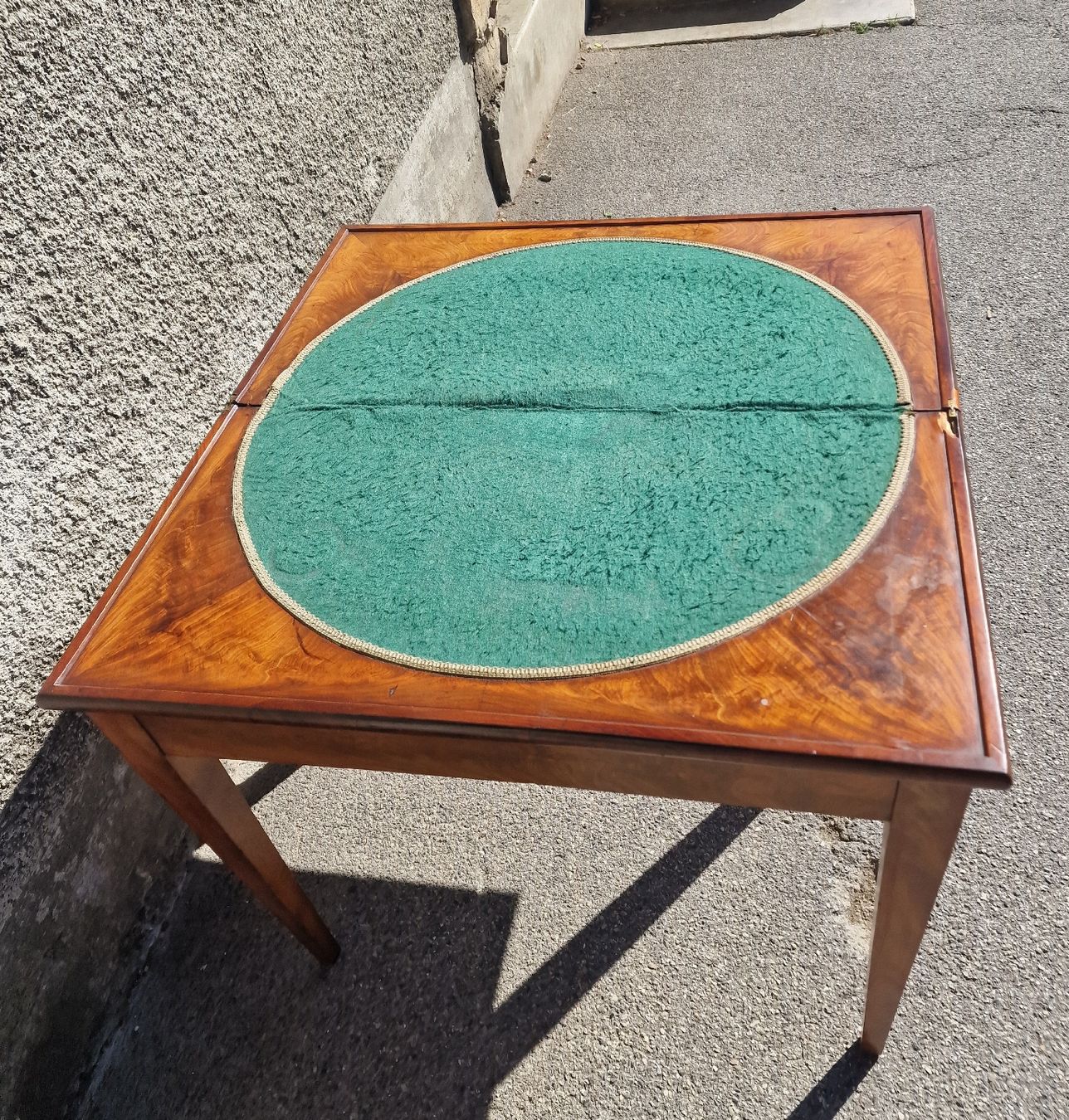 Tavoli: Table de jeu – Usato da Lausanne venduto da ama_2fz8 2