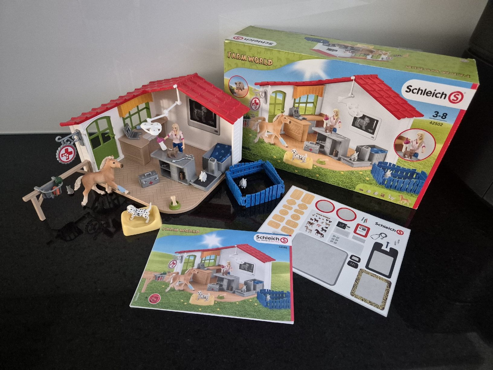 Schleich Giocattoli: Schleich Farm World Tierklinik – Usato da Wauwil venduto da sil_gh9d