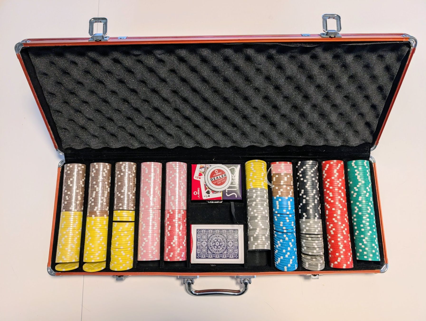 Giochi: Poker Suitcase Set 500 Chips Like New – Usato da Zürich venduto da bobighorus