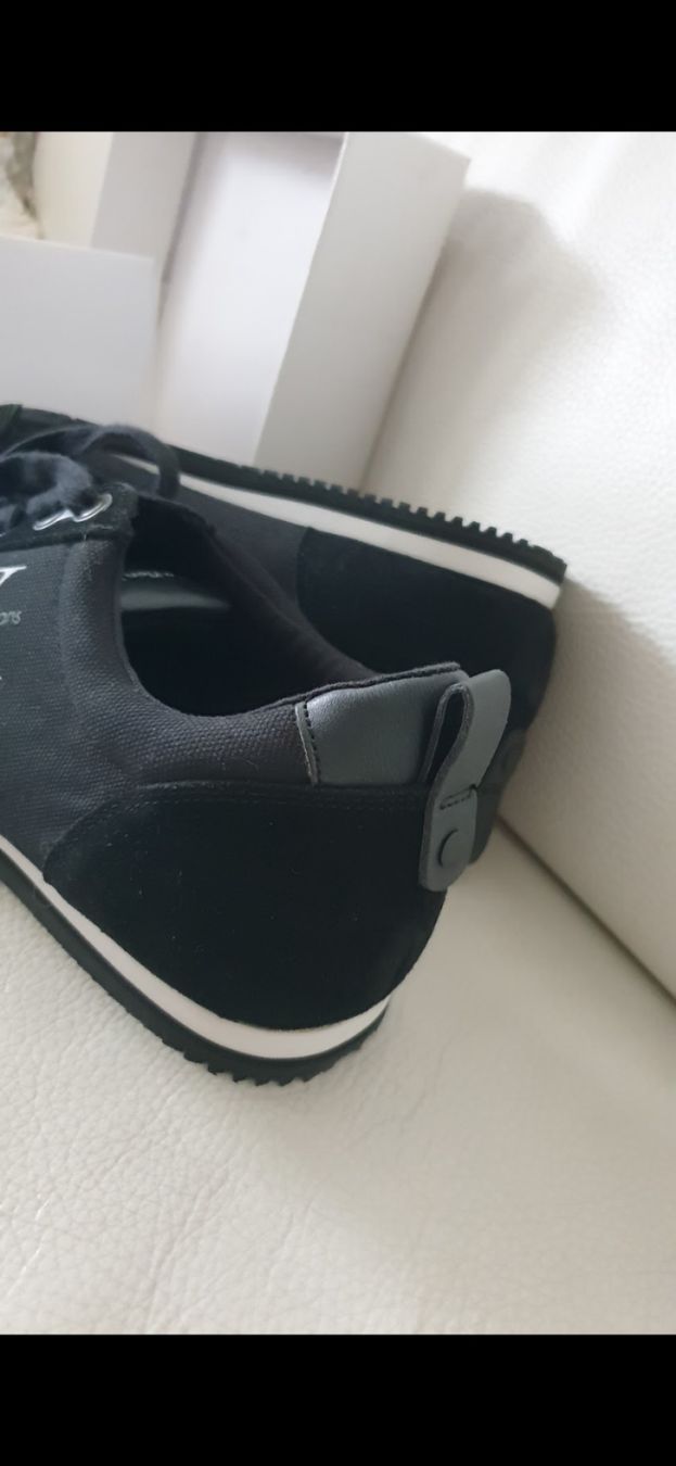Calvin Klein Herrenschuhe: Baskets Calvin Klein 44 NEUVES – Neu und originalverpackt aus Les Acacias von minnie6 2