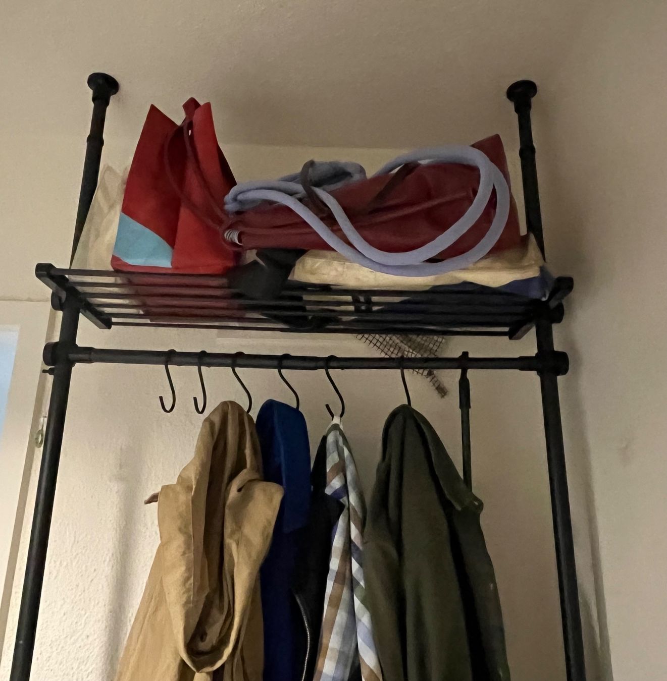 Guardaroba: Garderobenständer / Teleskop Garderobe – Usato da Zürich venduto da rsprsp 2