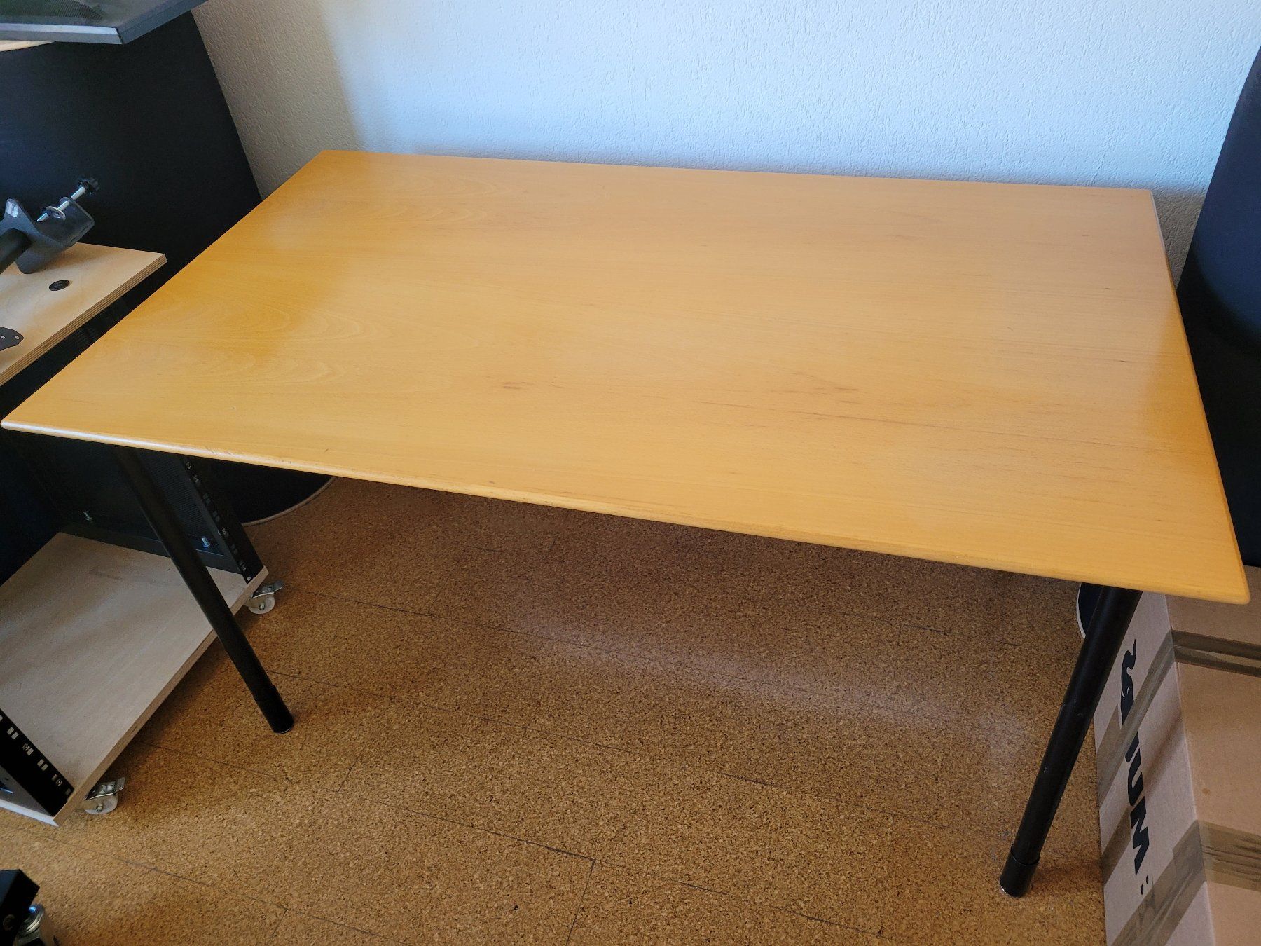 Tables: Tisch – D'occasion à Steffisburg par flowerstone01