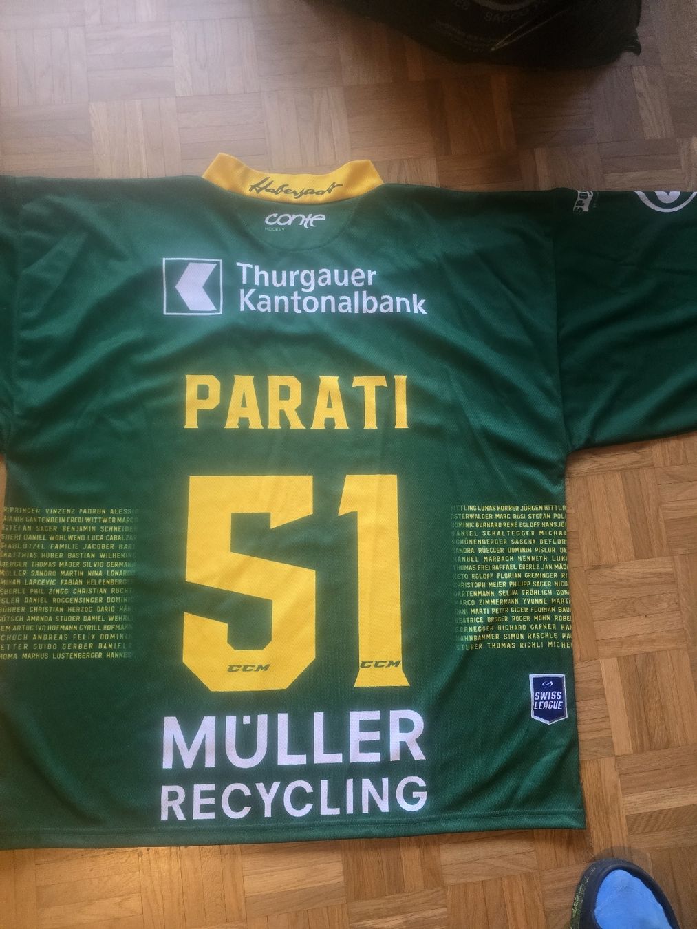Maillots de corps & Pantalons: Hockey – Neuf avec emballage d'origine à Arbon par malubo 1
