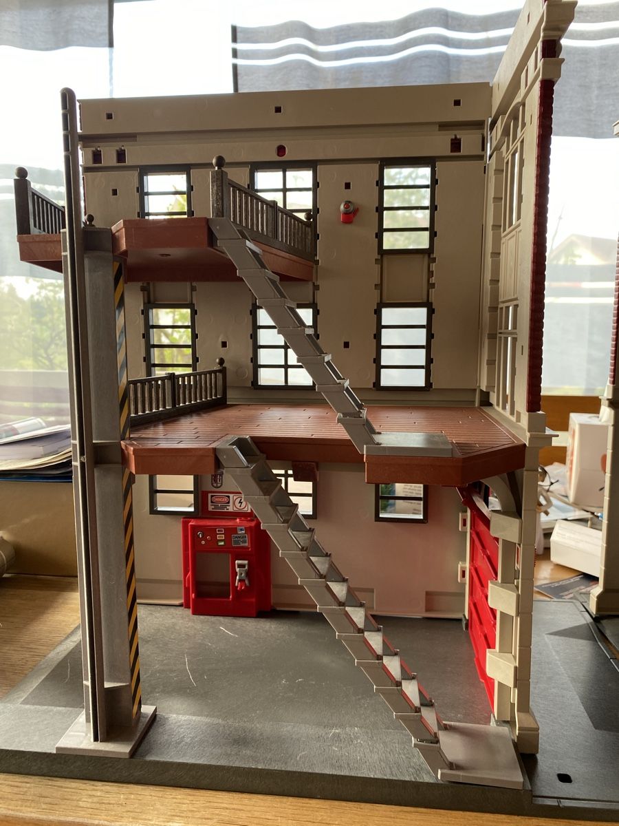 Playmobil Giocattoli: Ghostbuster House – Usato da Wetzikon ZH venduto da MiraOptik 1