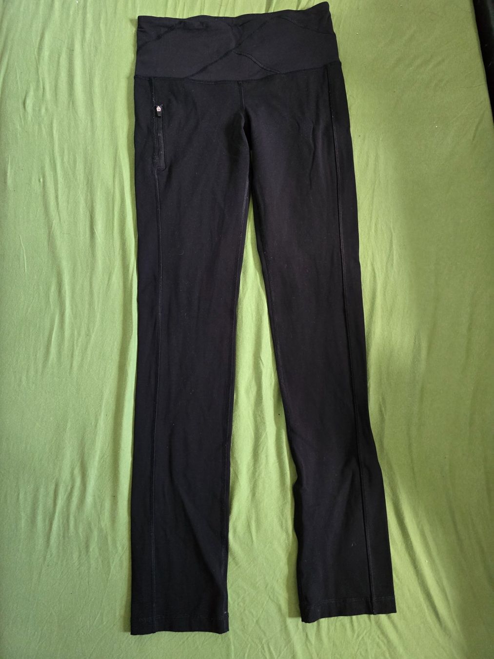 Lululemon Leggings: Lululemon Athletica Laufhose Schwarz Gr. 8 – Gebraucht aus Oftringen von Sparkatze