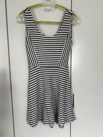 Kleid von Pull and Bear Gr. S