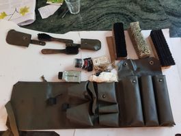 Schuhputzzeug Militär