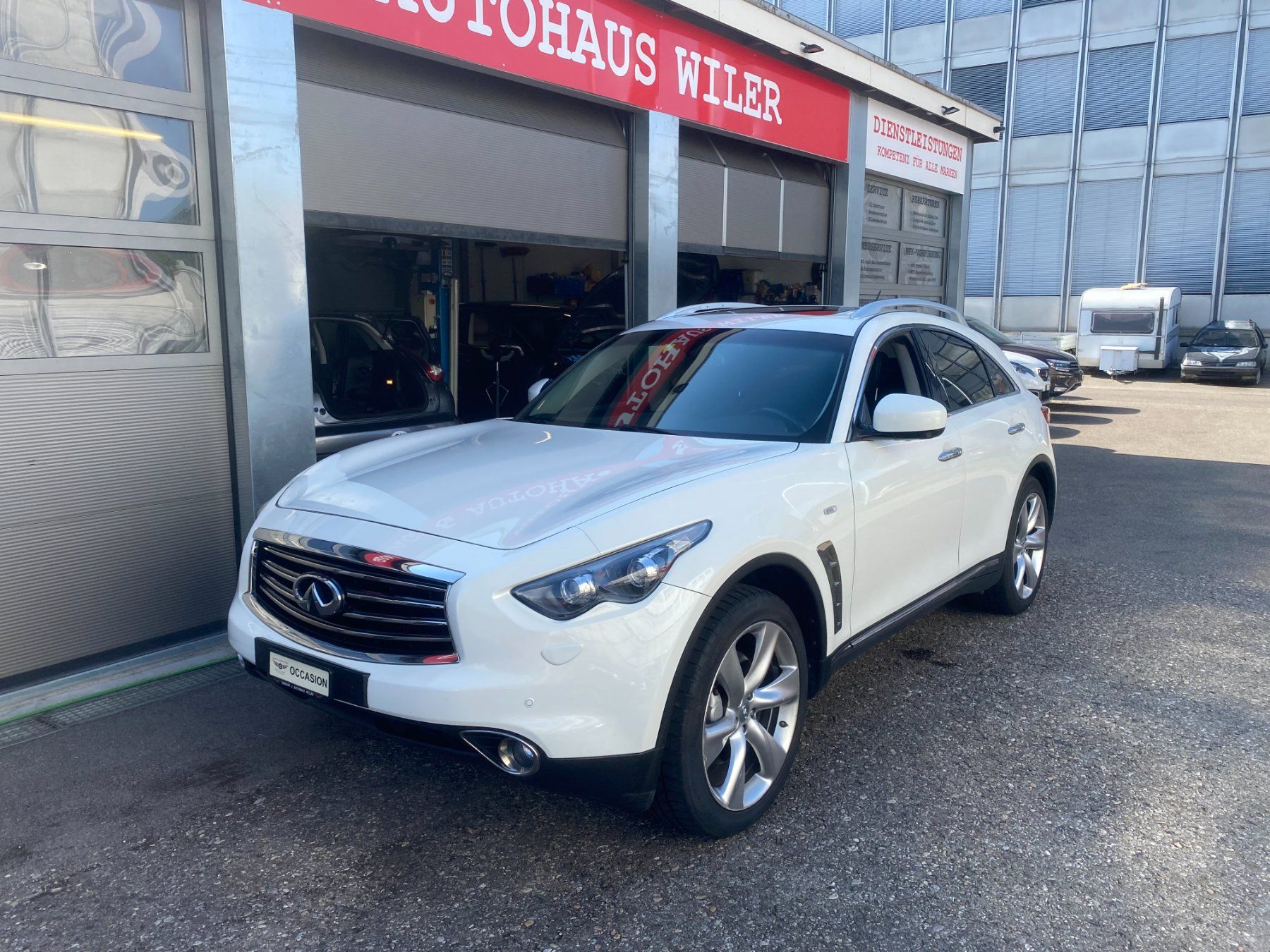 Infiniti Automobili: Infiniti FX37 S AWD Automatic – Usato da Biel/Bienne venduto da AS24