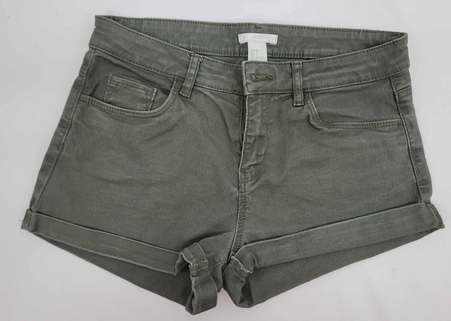 H&M Hosen: H&M MINI SHORT KAKI – Gebraucht aus Lausanne von PlusValue_Lausanne