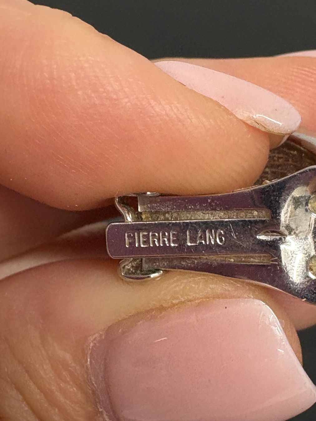 Pierre Lang Orecchini pendenti & Orecchini a lobo: Pierre Lang Ohrclips creme silber – Usato da Regensdorf venduto da secondchancefashion 4