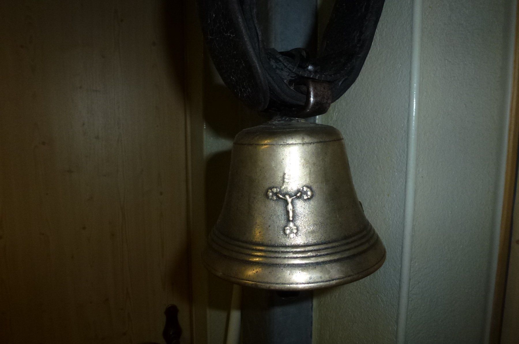 Glocken & Treicheln: Glocke 1860 – Gebraucht aus Bürglen UR von daisyxy5 2