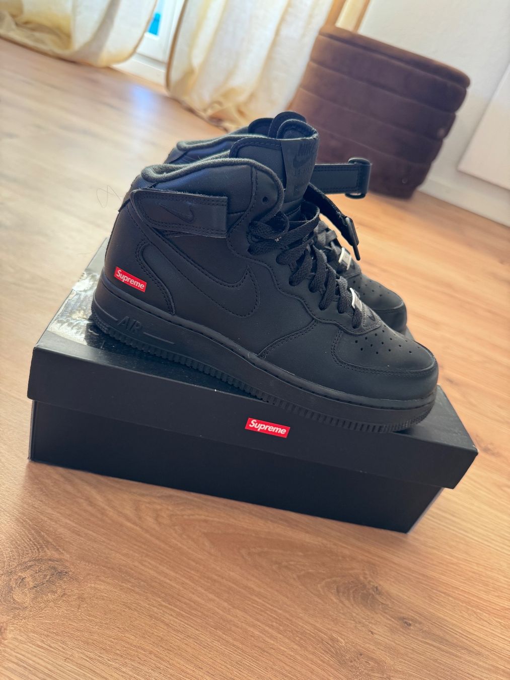 Nike Scarpe da uomo: Air force 1 SUPREME – Usato da Rickenbach b. Wil venduto da rvi_k7zb