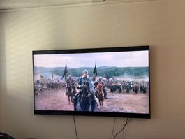 Samsung QE75Q60R 75" UHD TV