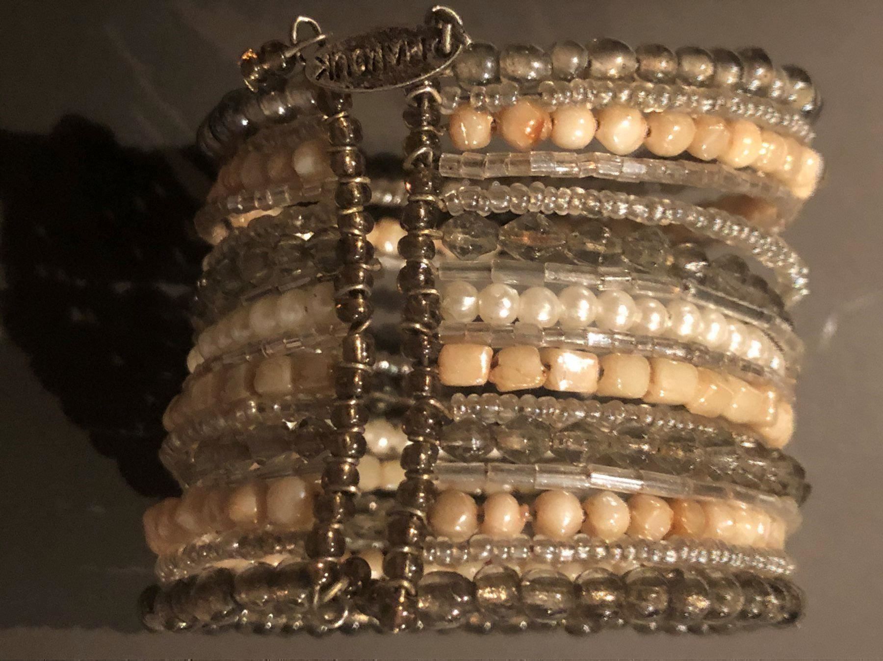 Bracciali & Braccialetti: SPEZIELLES ARMBAND MIT PERLEN – Usato da Meggen venduto da Meggeni 2