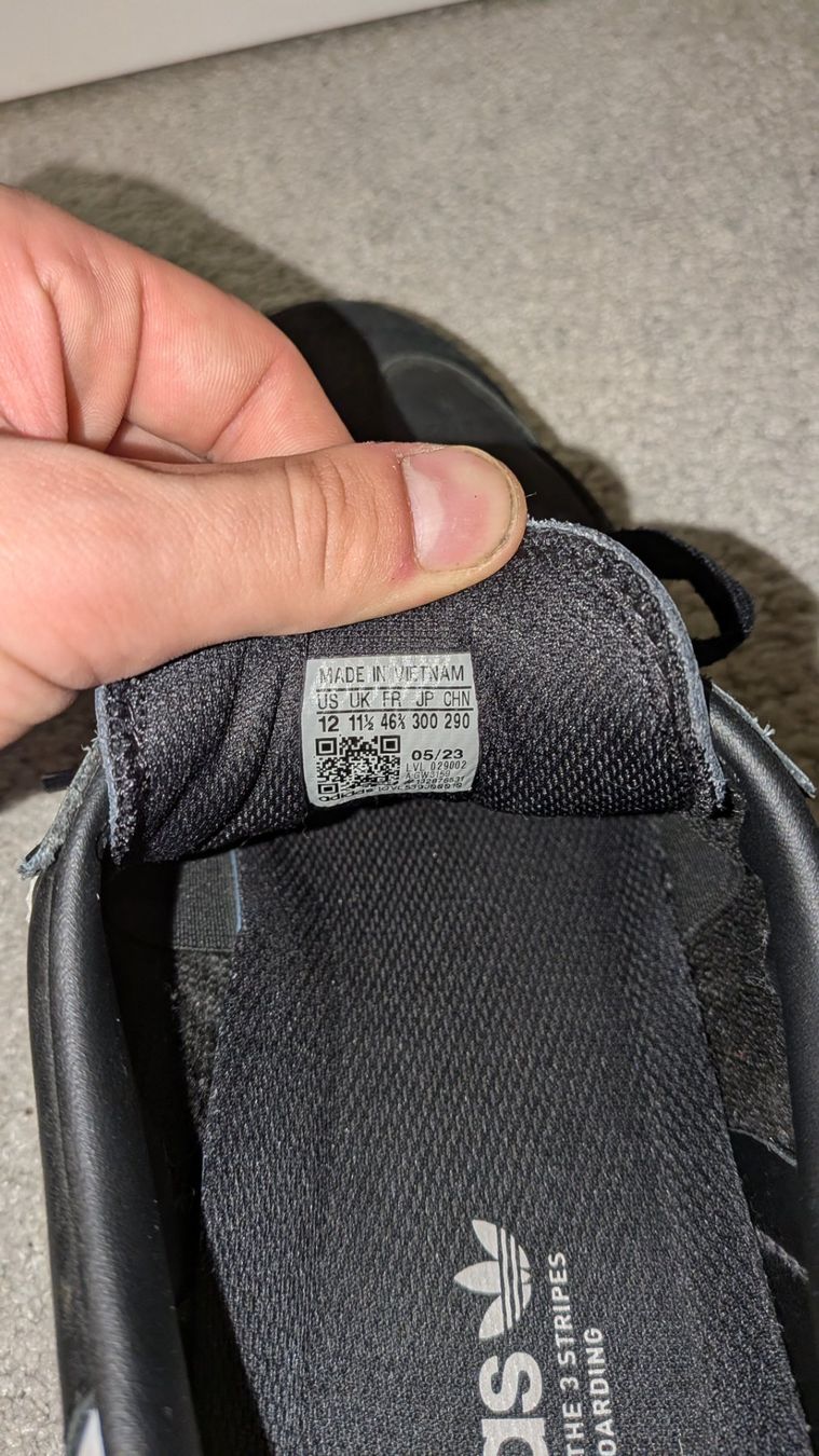 Adidas Scarpe da uomo: Adidas Samba Schwarz Gr. 46 2/3 – Usato da Oberuzwil venduto da flo_6k65 5