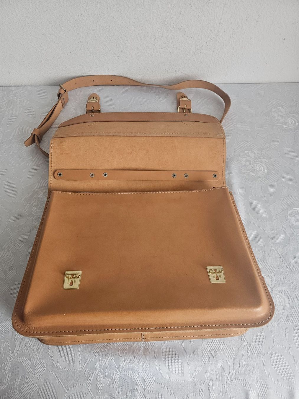 Valigie & Borse: *Marco Polo * Aktentasche Leder – Usato da Bronschhofen venduto da David80 4
