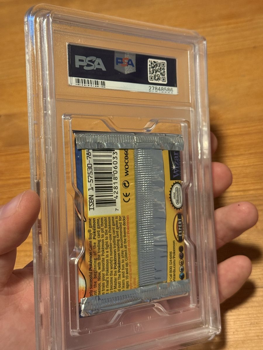 Pokémon Carte collezionabili: Pokemon Base Set Charizard 1.Edition Triangle Error PSA 10 – Nuovo e nell'imballaggio originale da Gottlieben venduto da sim_tmf2 3