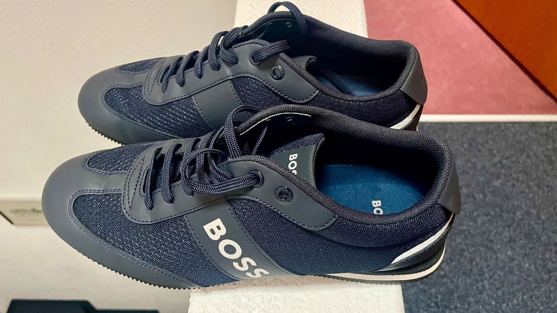 Hugo Boss Scarpe da uomo: 1 Paar Herrensneaker, Grösse 41 – Nuovo (secondo la descrizione) da Glarus venduto da hugenmatter