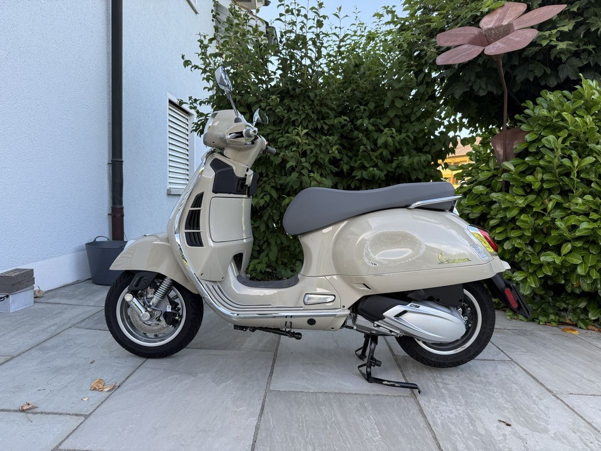 Vespa Scooter: Unfall Piaggio Vespa GTS 310 E5+ , beige, 119km – Difettoso da Appenzell venduto da M-Power07
