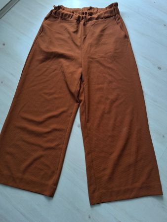 Trendige Culotte Hose in Rostbraun - Grösse 36/S Top