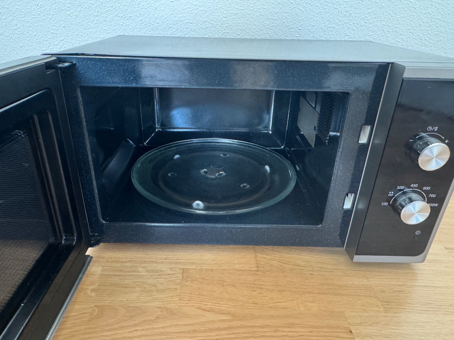 Elettrodomestici da cucina: Samsung Mikrowelle – Usato da Zürich venduto da gzeromus 1