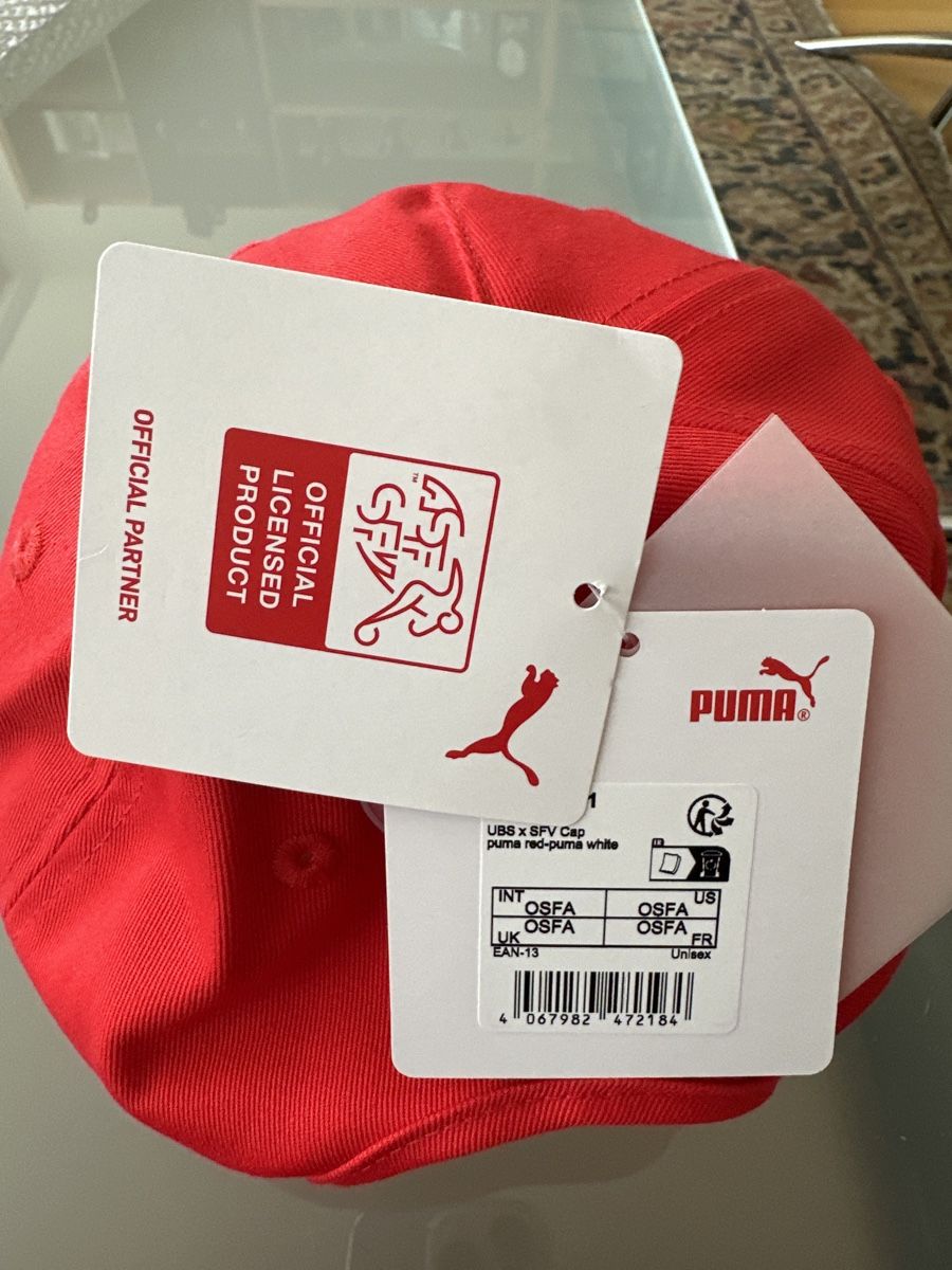 Puma Copricapi, berretti & cappellini: ASF / Credit Suisse / Ubs / Puma Caps – Nuovo e nell'imballaggio originale da Morbio Inferiore venduto da Ecod 3