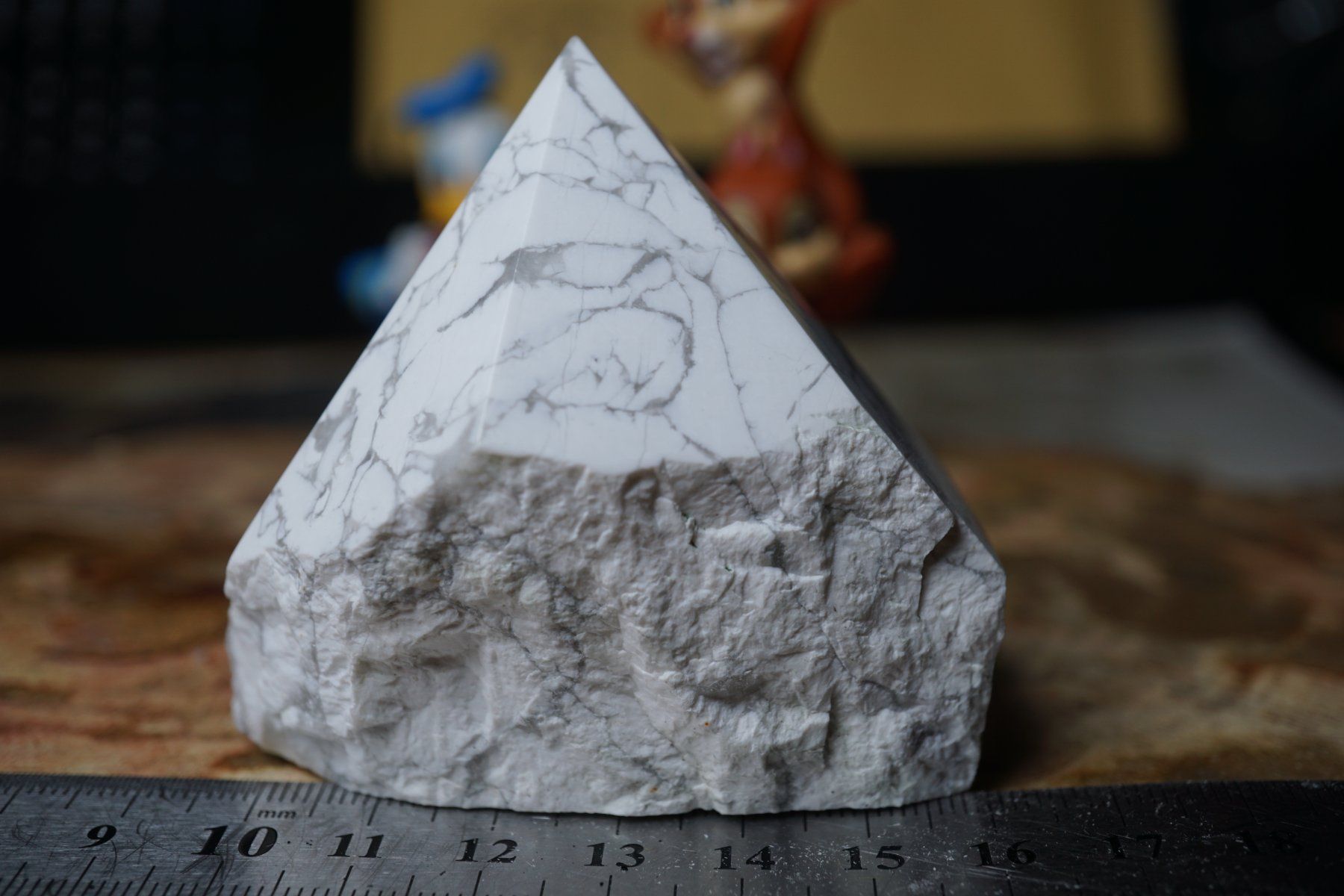 Minerali & Pietre curative: Magnesit   Spitze   6cm x  4cm – Nuovo e nell'imballaggio originale da Eschenbach SG venduto da topstone 8