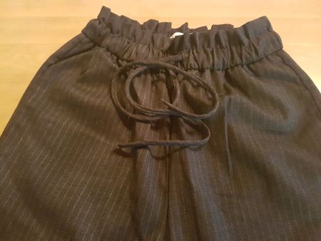 Pantalon taille élastique grandeur 26 XS marque Pull & Bear