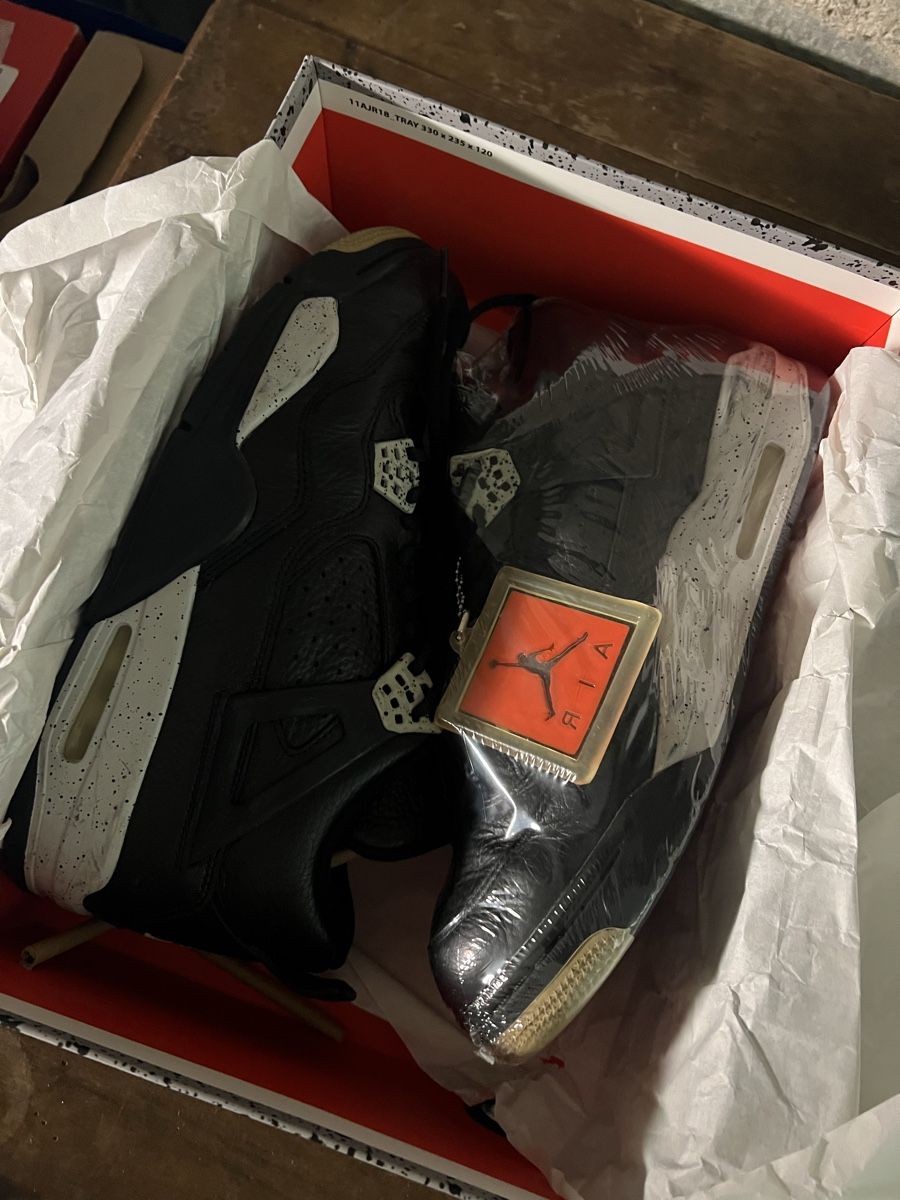 Scarpe da uomo: Air Jordan 4 oreo blk – Usato da Zürich venduto da Realvintagesale 5