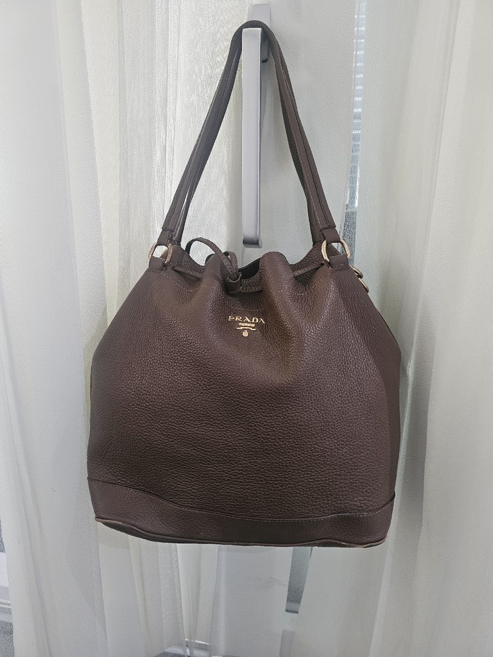Prada Borse da donna: Prada Leder-Tasche Dunkelbraun – Usato da Zunzgen venduto da Fleksi