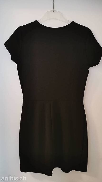 Morgan Vestiti: Robe Morgan T40 – Nuovo (secondo la descrizione) da Penthalaz venduto da Cortis 1