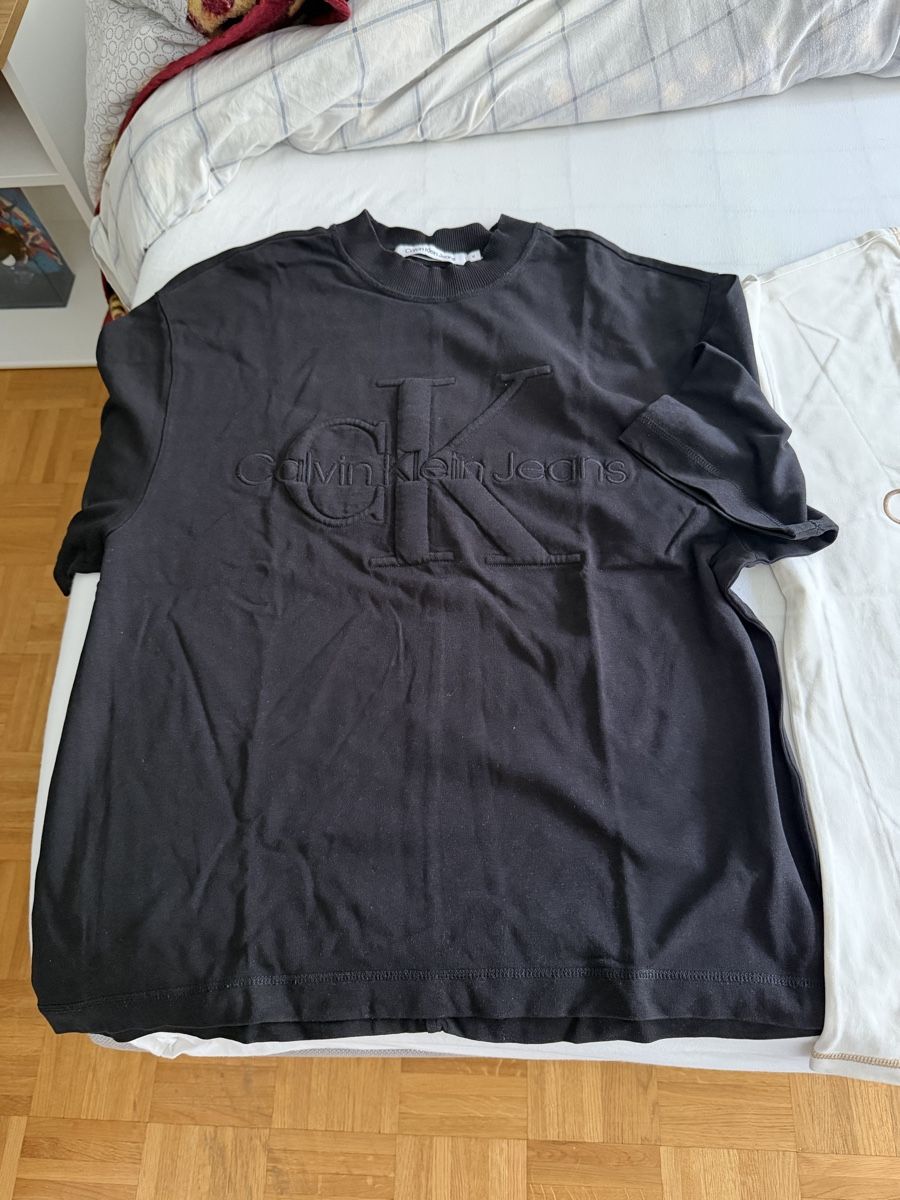 Calvin Klein T-shirt: Duo Pack T-Shirt Calvin Klein – Nuovo (secondo la descrizione) da Lausanne venduto da raf_k5nx
