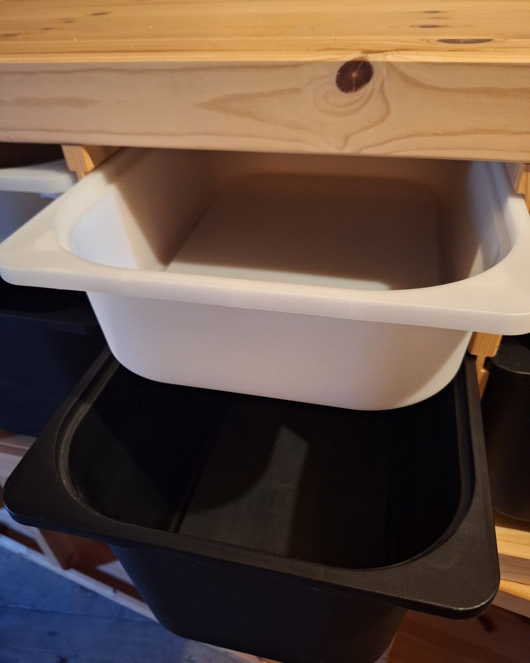 Ikea Cassettiere: Aufbewahrung TROFAST Ikea, B 93 cm – Usato da Waldstatt venduto da MarliesW01 3