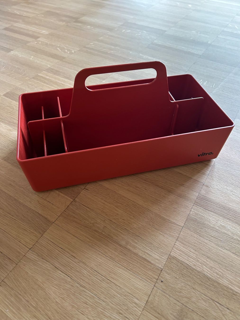 Contenitori & Simili: rangement vitra rouge – Nuovo e nell'imballaggio originale da Delémont venduto da nounvince