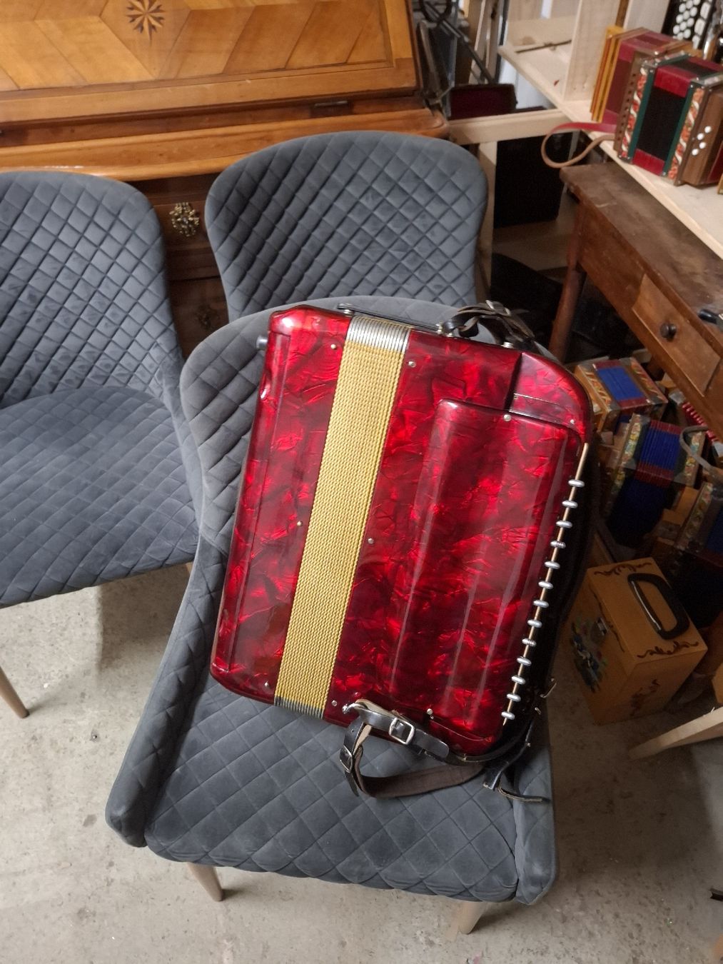 Instruments de musique: chromatique record – D'occasion à Villeneuve par BibiVintage 1