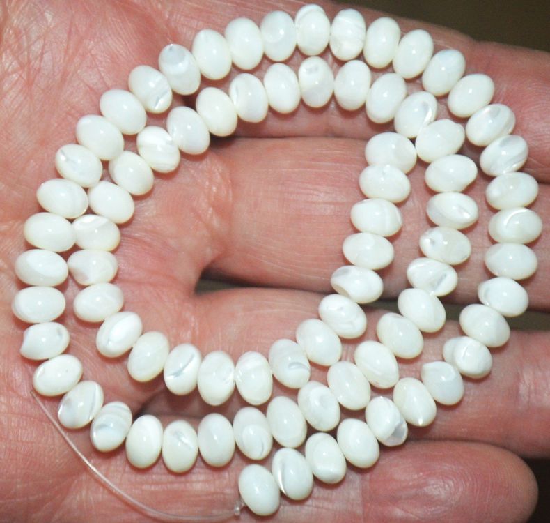 Anhänger Mit Einer Südsee-Zuchtperle Und Einem Brillanten | Auktion 367