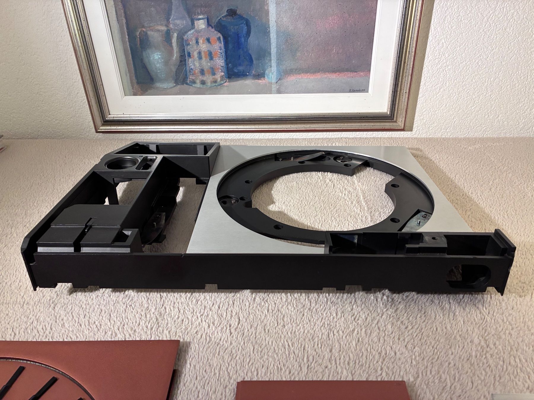 Bang & Olufsen Giradischi: Beogram 8000 white frame and hull . – Usato da Zürich venduto da HiFiAtelier 2
