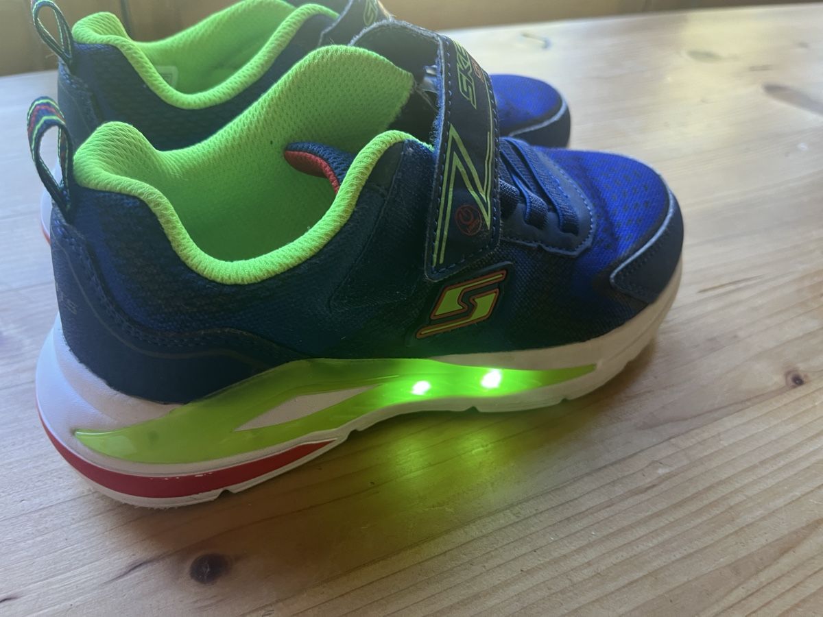 Skechers Chaussures garçon: Skechers S-Light Gr. 33 – Neuf (Voir description) à Adelboden par Jestil20 1