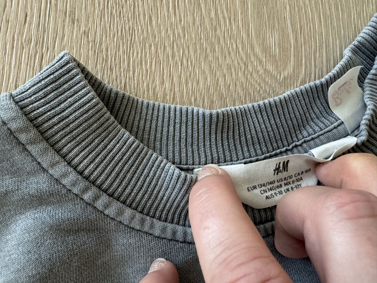 H&M Pullover & Sweatshirts: H&M Pullover 134/140 cm – Neu (gemäss Beschreibung) aus Wallisellen von Nataschab0 1