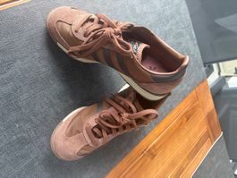 Adidas Braun Gr 40