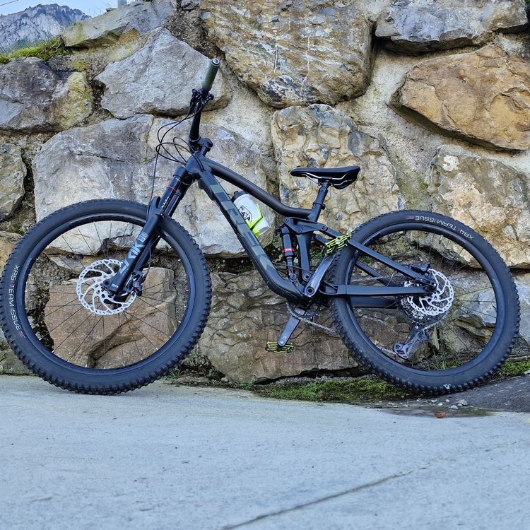 Trek remedy 8 store 27.5 2020