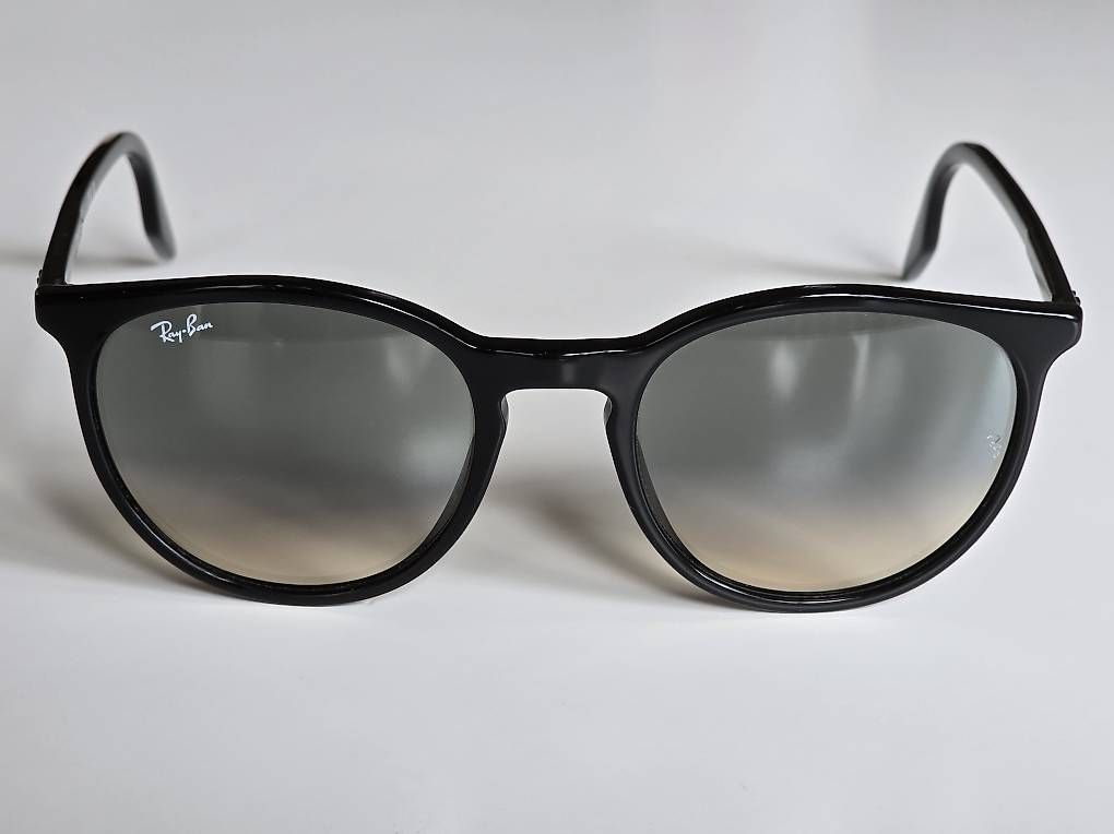 Lunettes & Verres: Lunettes de soleil Ray-Ban – D'occasion à Penthalaz par Cortis 3