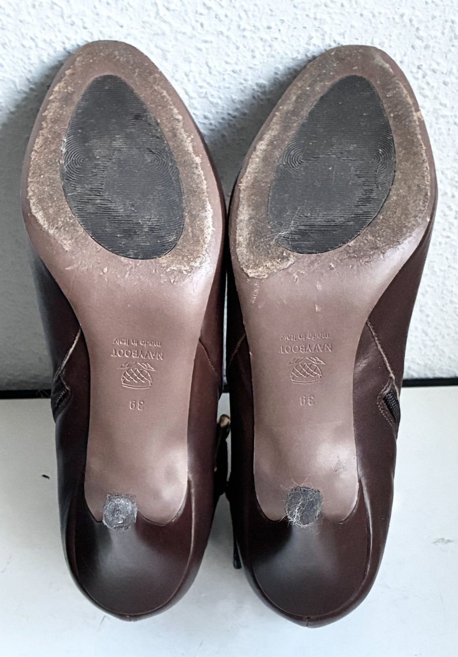 Navyboot Scarpe da donna: NAVYBOOT braune Leder Stiefeletten Grösse 39 – Usato da Kloten venduto da Nephty 5